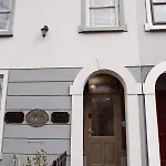 Kilmore Konukevi 4*